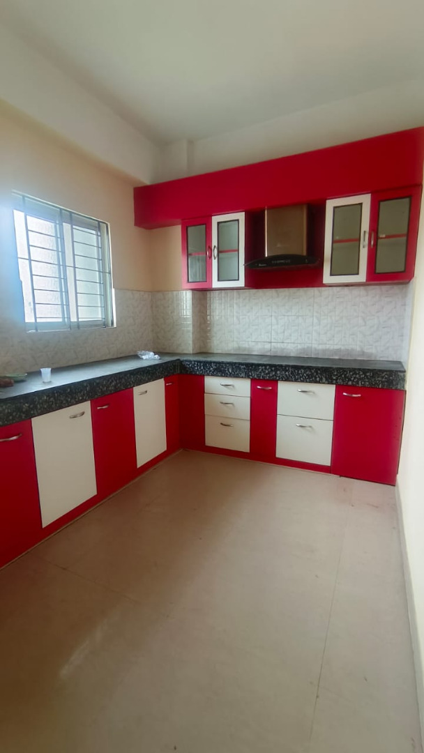 Unfurnished 3bhk in down town hospital, GS Road, Bormotoria, Guwahati, Assam, India for Rent